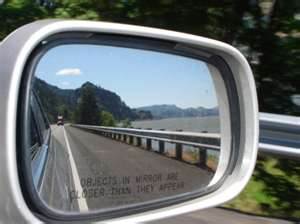 Rear-Veiw-Mirror-Photo